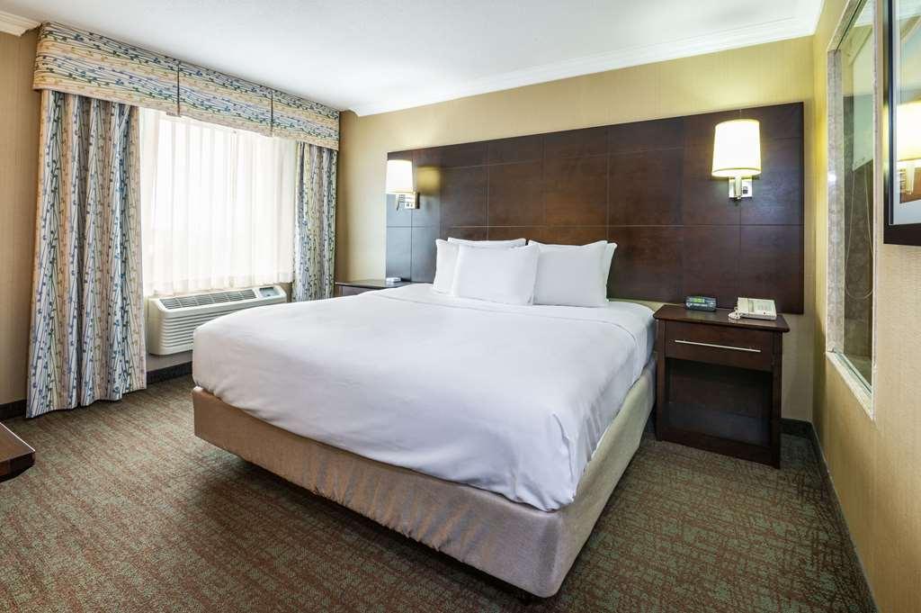 Gasthof Comfort & Conference Centre Airport Toronto