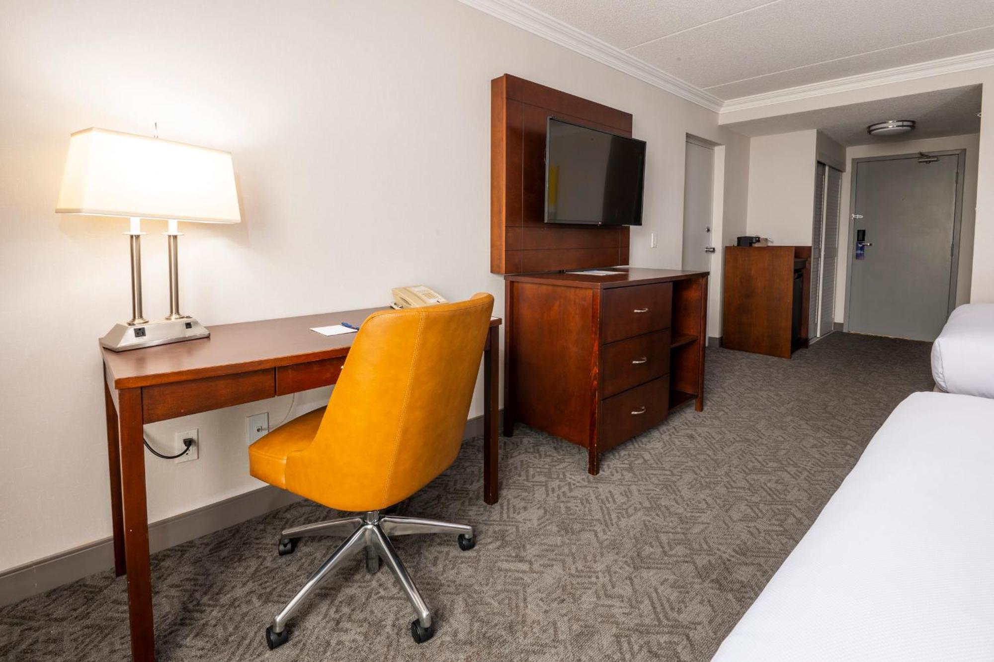 Gasthof Comfort & Conference Centre Airport Toronto