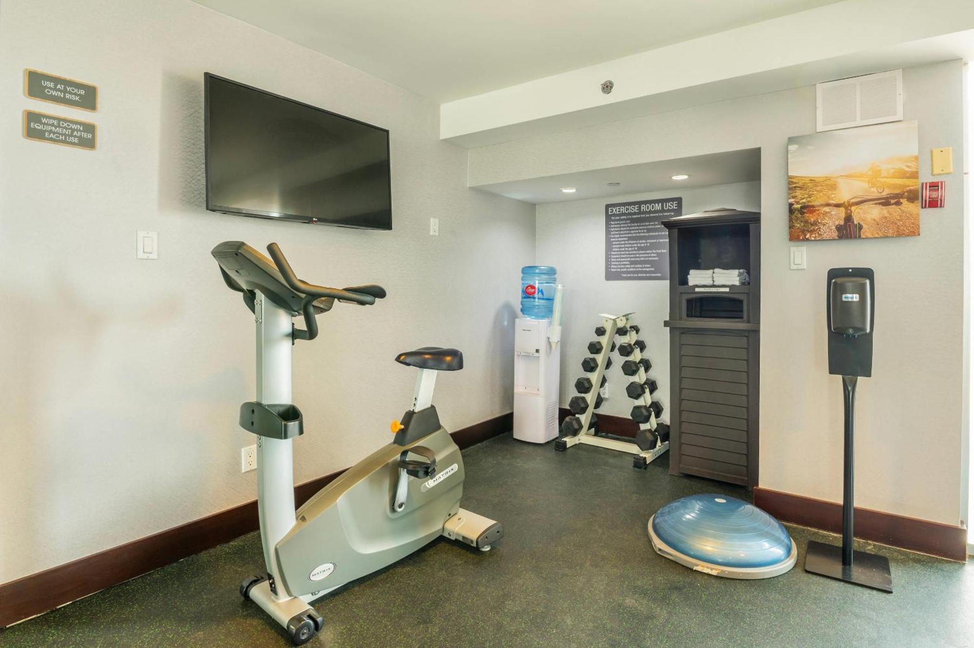 Comfort & Conference Centre Airport 3*