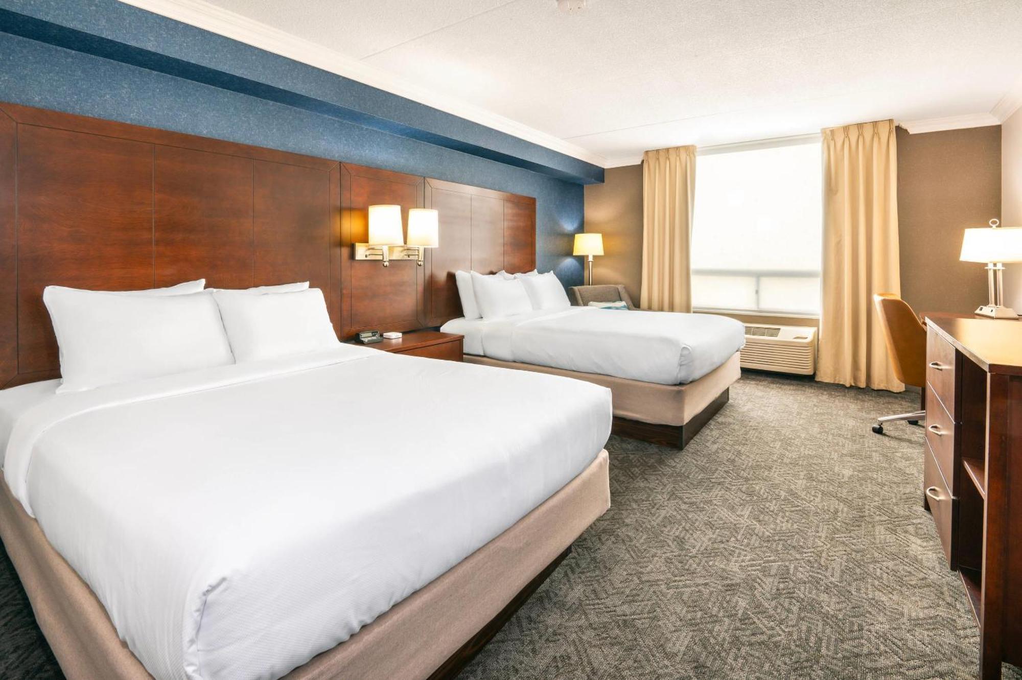 Comfort & Conference Centre Airport Inn Toronto